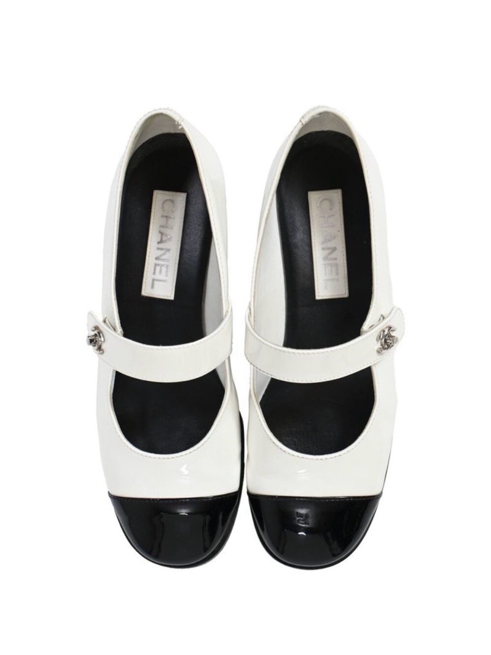 Chanel CC Mary Jane Ballet Flats in White Patent Leather - Picture 3 of 14